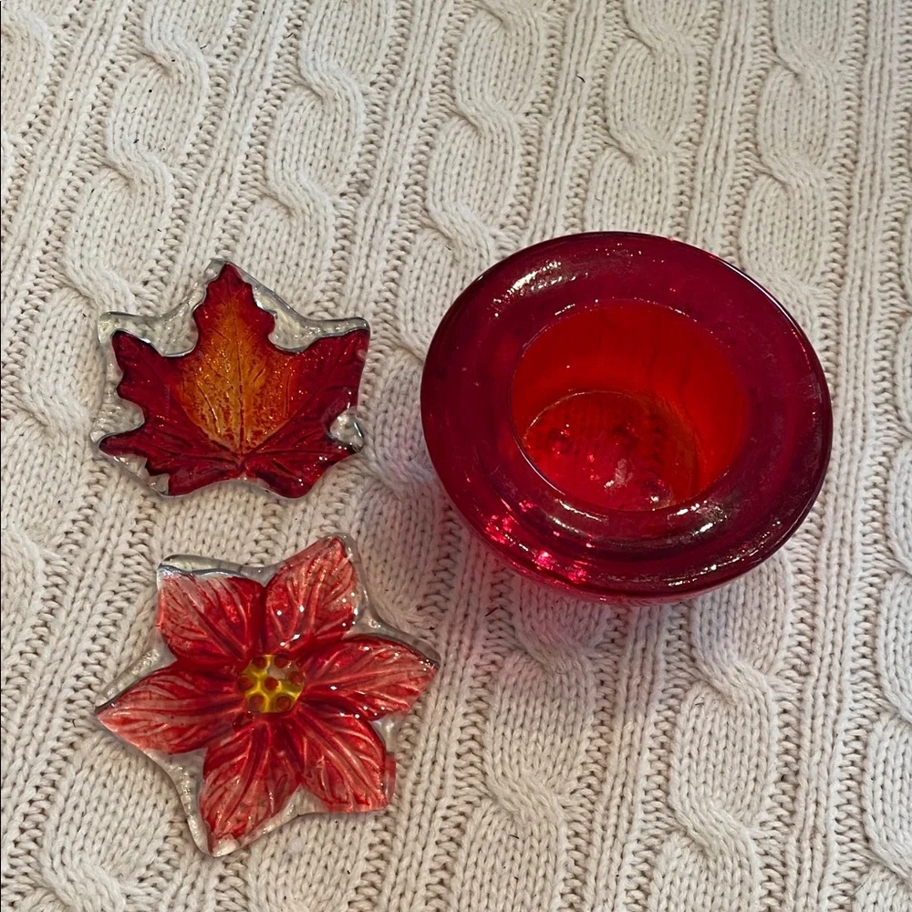 Red Glass Votive/tea light Candle Holder and Pressed glass poinsettia/leaf - Picture 2 of 11